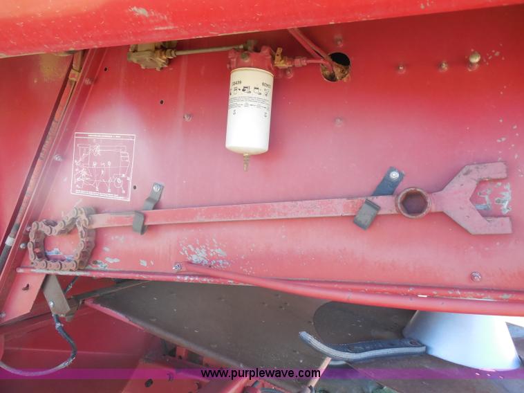 image for item H3159 1991 Case IH 1680 Axial-Flow combine