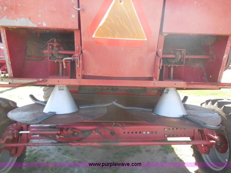 image for item H3159 1991 Case IH 1680 Axial-Flow combine