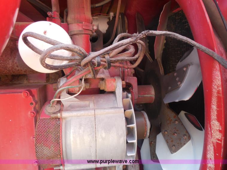 image for item H3159 1991 Case IH 1680 Axial-Flow combine