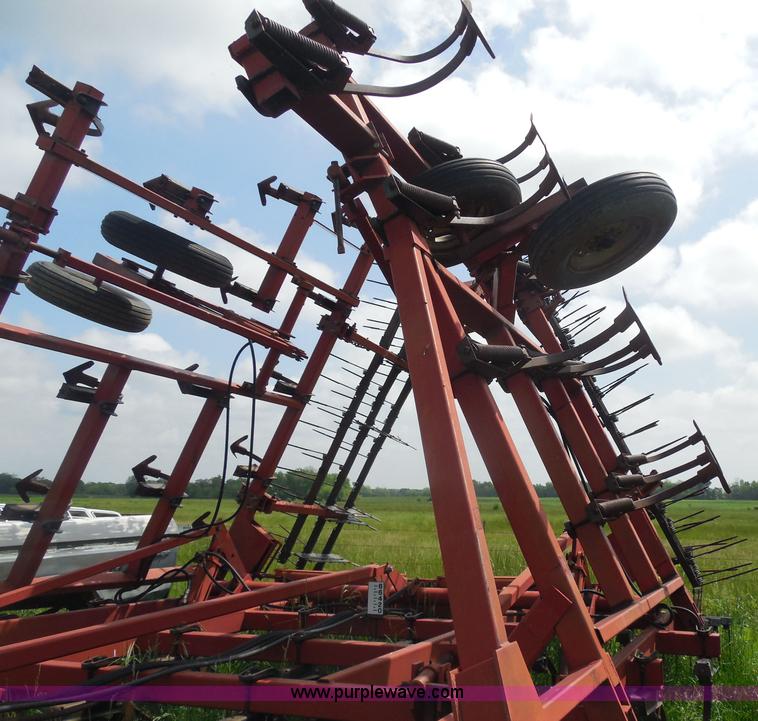 image for item H3164 Case 4800 field cultivator with vibra shanks