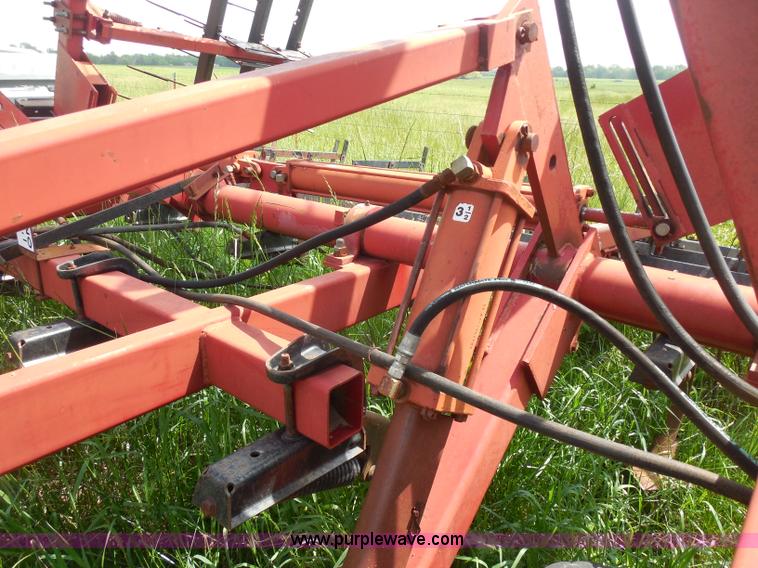image for item H3164 Case 4800 field cultivator with vibra shanks