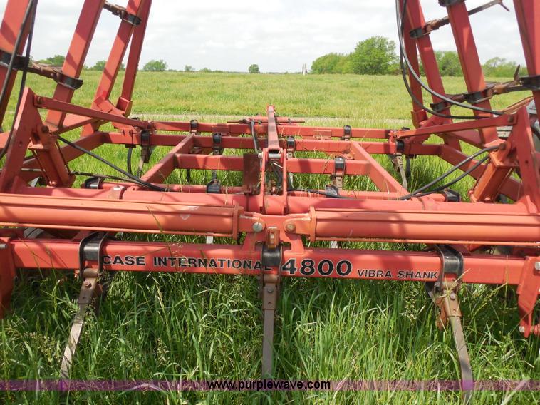 image for item H3164 Case 4800 field cultivator with vibra shanks