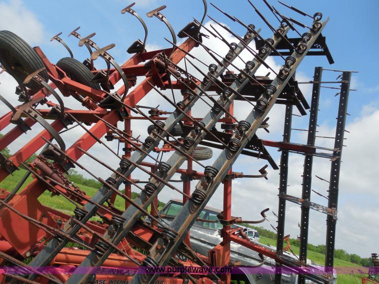 image for item H3164 Case 4800 field cultivator with vibra shanks