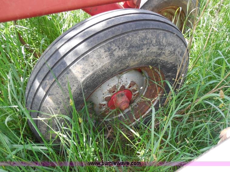 image for item H3164 Case 4800 field cultivator with vibra shanks