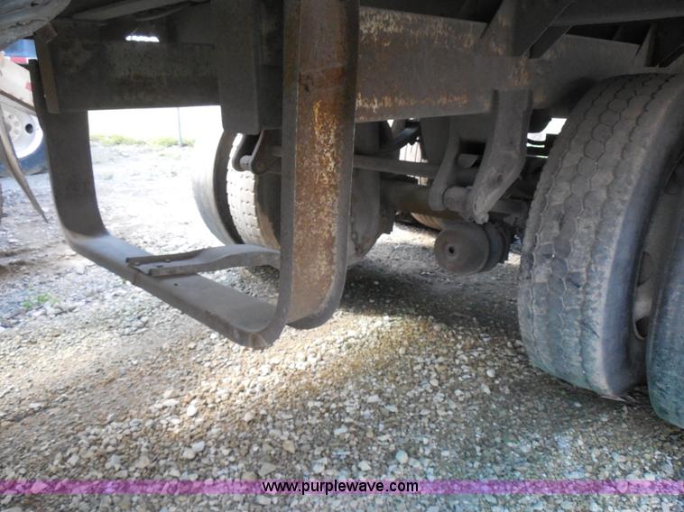 image for item H3213 1997 Timpte Super Hopper hopper bottom trailer