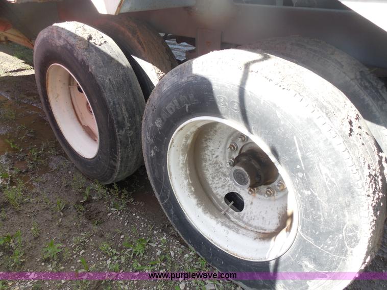 image for item H3215 1985 Timpte Super Hopper hopper bottom trailer