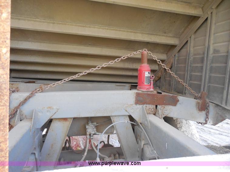 image for item H3215 1985 Timpte Super Hopper hopper bottom trailer