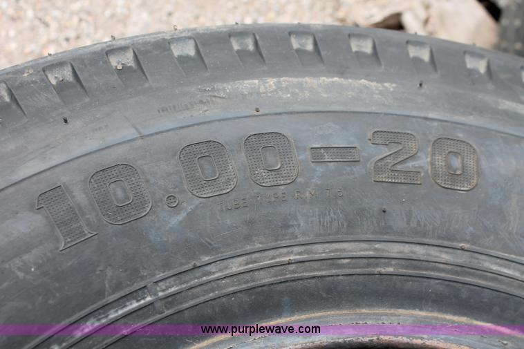 image for item H3530 (2) Dynamo Special Trailer Service 10.00-20 tires