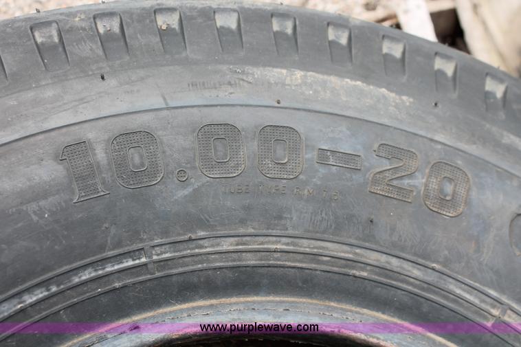 image for item H3531 (4) Dynamo Special Trailer Service 10.00-20 tires