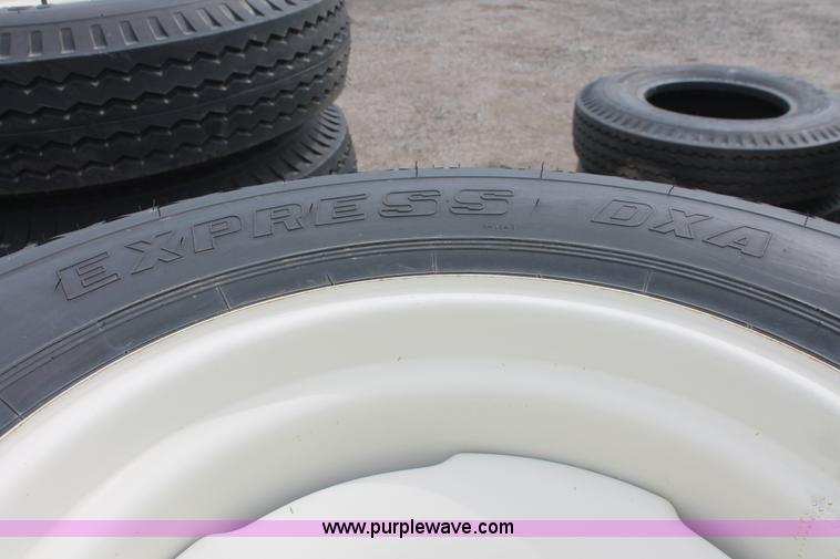 image for item H3535 (4) Denman Express DXA 10.00-20 tires and wheels