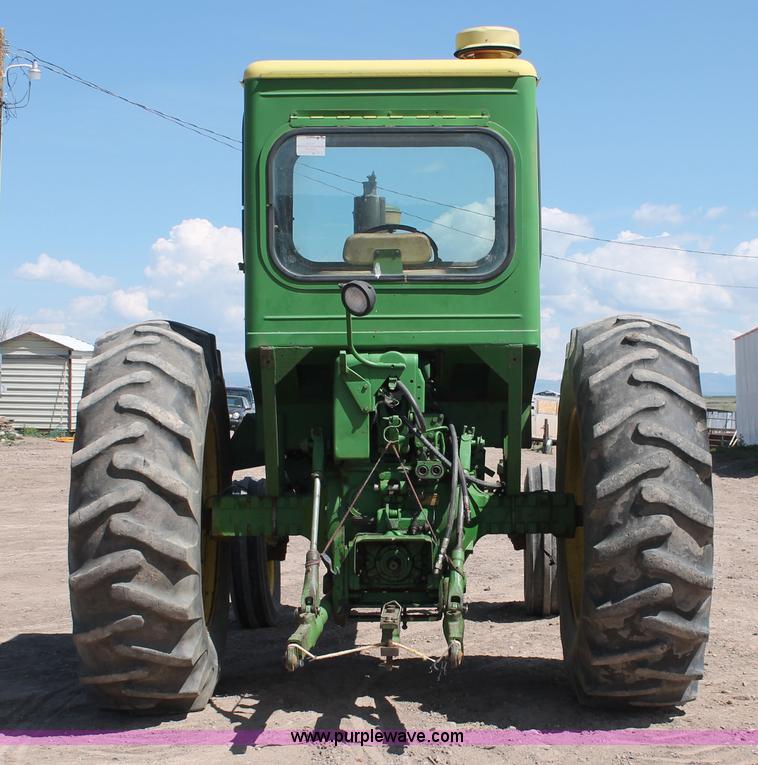 image for item H3599 1966 John Deere 4020 tractor
