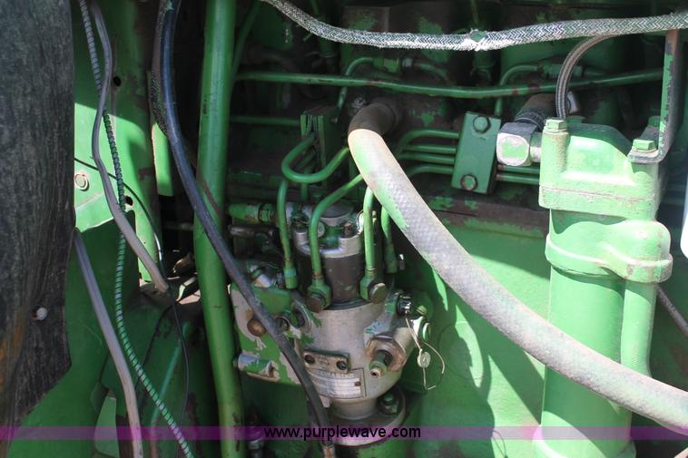 image for item H3599 1966 John Deere 4020 tractor