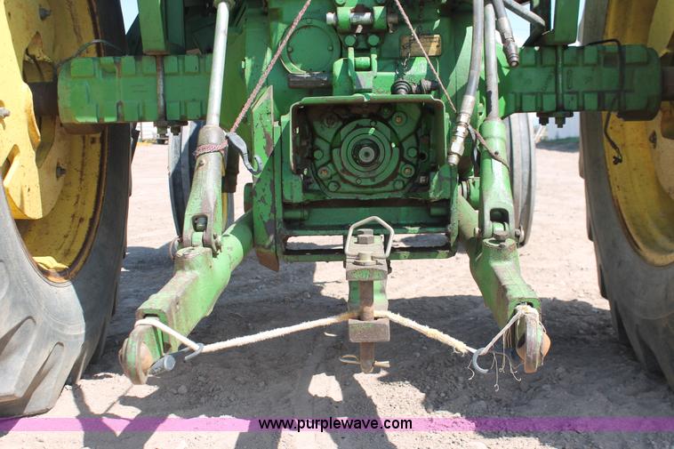 image for item H3599 1966 John Deere 4020 tractor