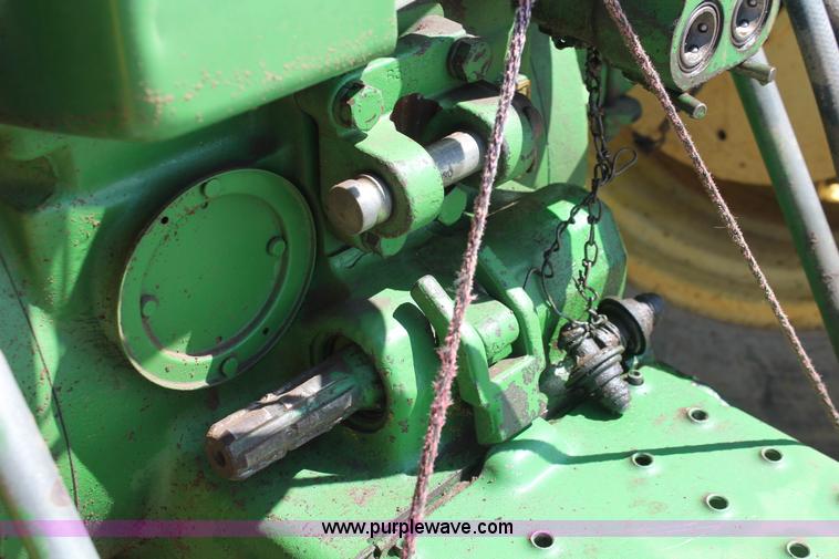 image for item H3599 1966 John Deere 4020 tractor