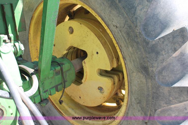 image for item H3599 1966 John Deere 4020 tractor