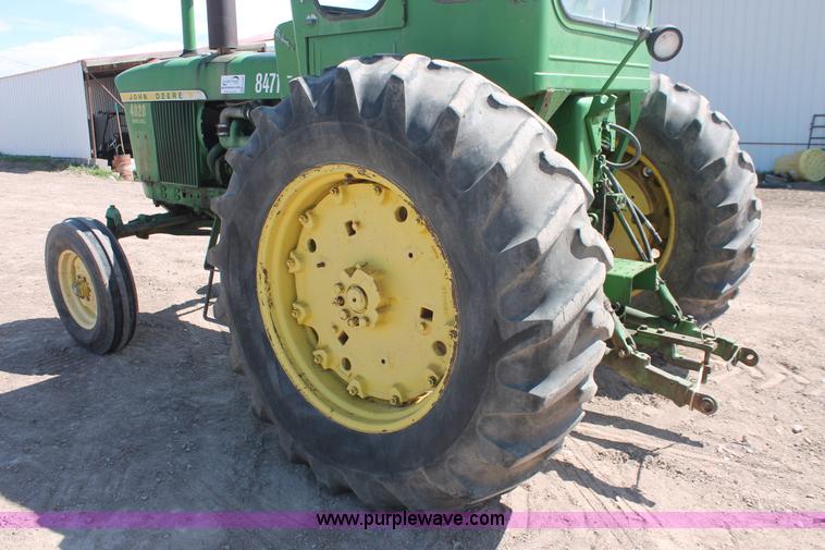 image for item H3599 1966 John Deere 4020 tractor