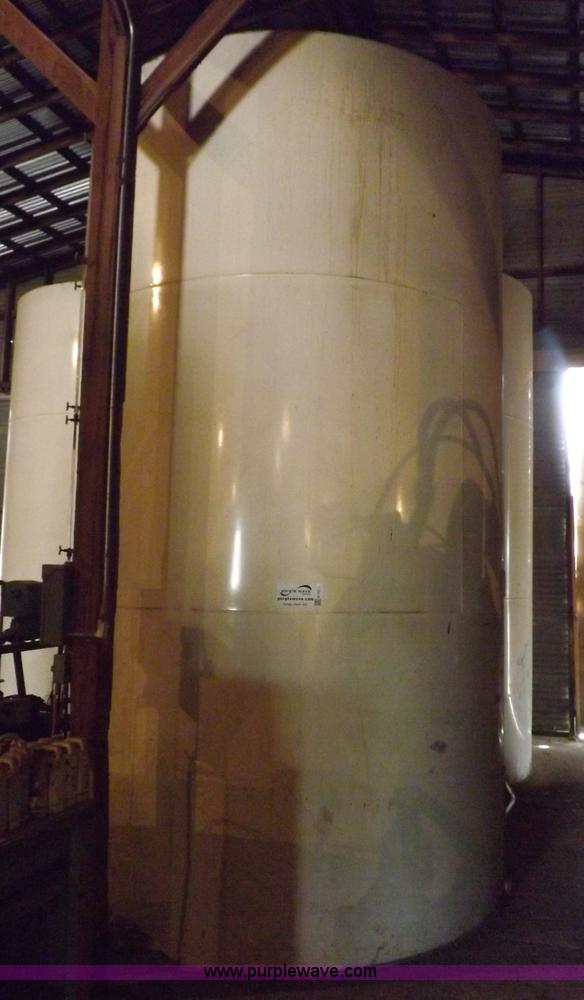 image for item H7026 (3) Palmer Tank Mfg. 5,000 gallon bulk liquid tanks