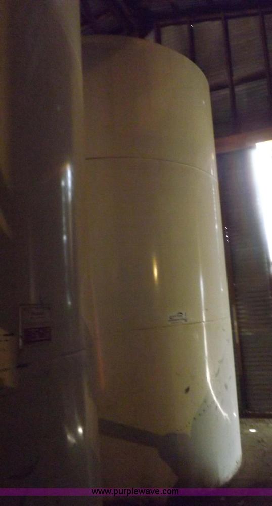 image for item H7026 (3) Palmer Tank Mfg. 5,000 gallon bulk liquid tanks
