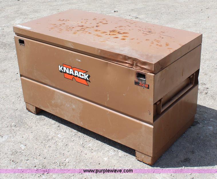 image for item X9434 Knaack job box