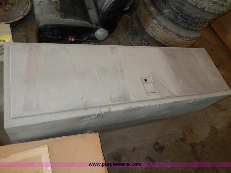 image for item AA9951 Assorted semi truck parts