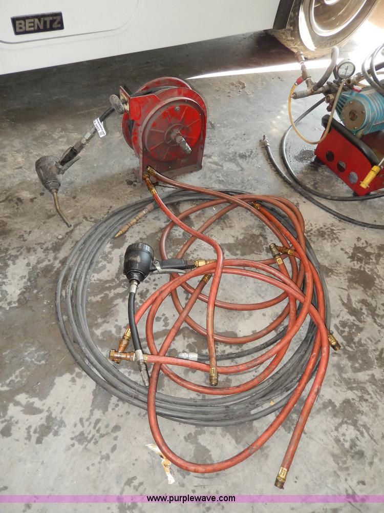 image for item AA9953 Hoses, hose reels, and guns