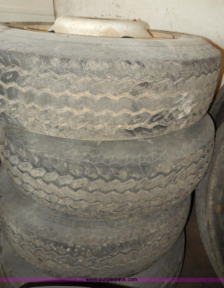 image for item AA9955 (8) used tires and wheels
