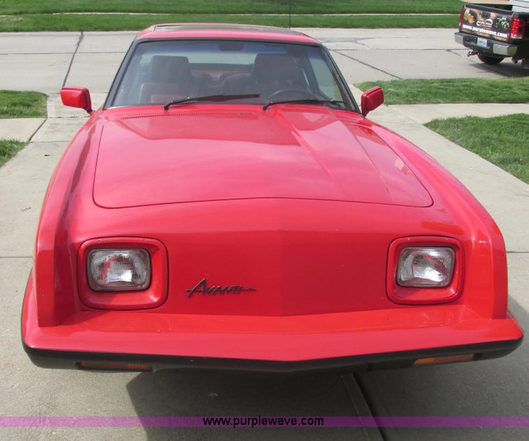 image for item AB9373 1984 Studebaker Avanti II