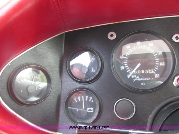 image for item AB9373 1984 Studebaker Avanti II