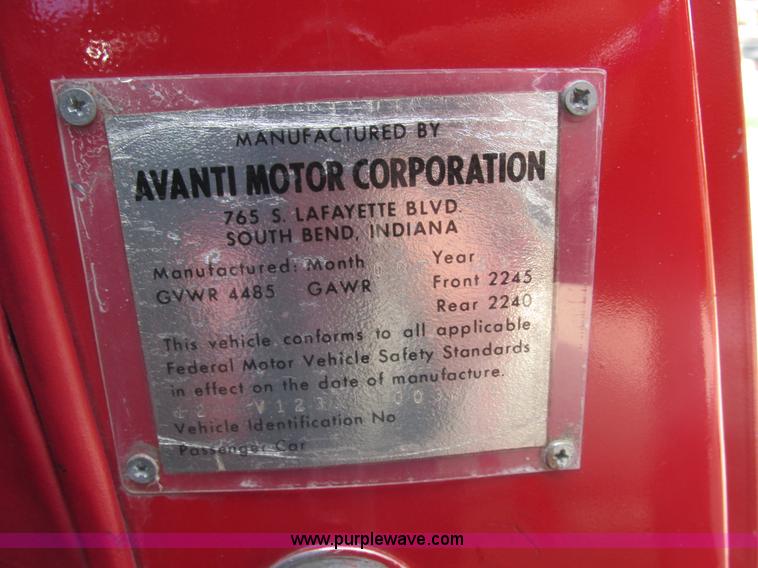 image for item AB9373 1984 Studebaker Avanti II