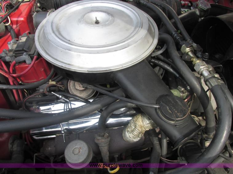 image for item AB9373 1984 Studebaker Avanti II