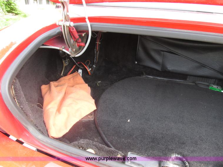 image for item AB9373 1984 Studebaker Avanti II