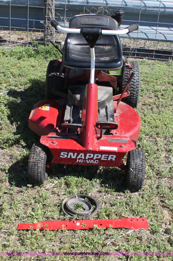 image for item AE9249 Snapper Hi-Vac lawn mower