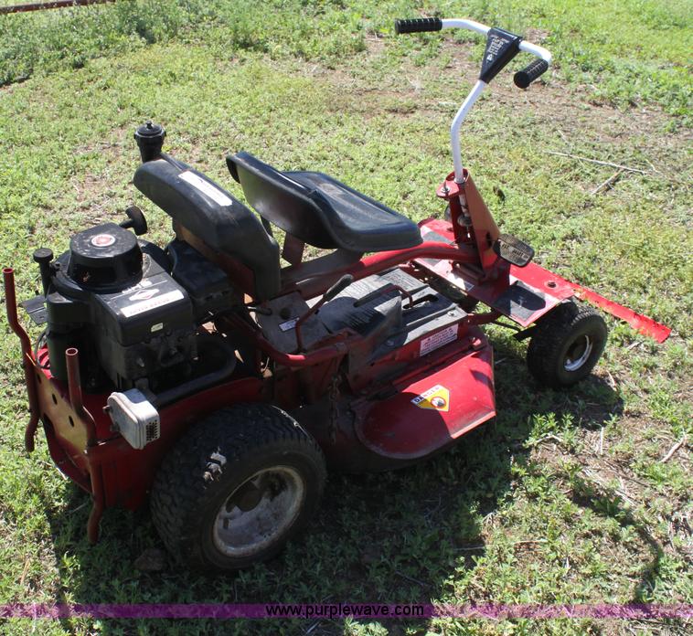 image for item AE9249 Snapper Hi-Vac lawn mower