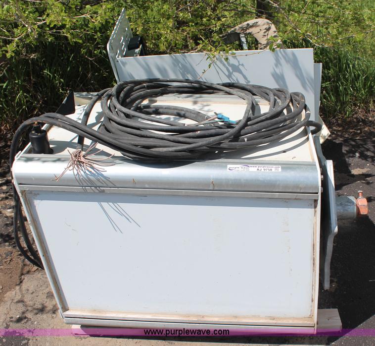 image for item AJ9758 10 kW 5WG turbine with electric yaw