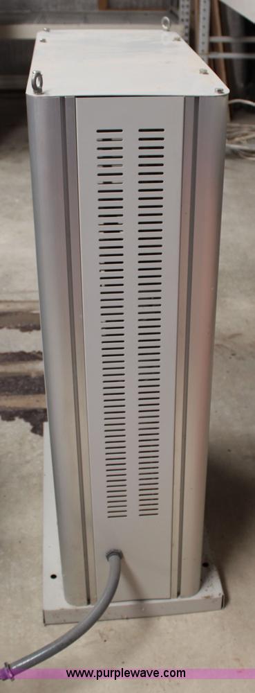 image for item AJ9758 10 kW 5WG turbine with electric yaw