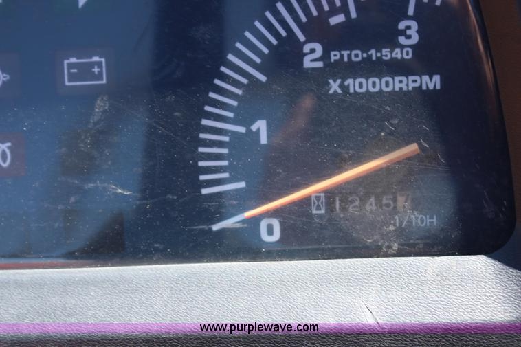 image for item AJ9767 Kubota L3000D MFWD tractor