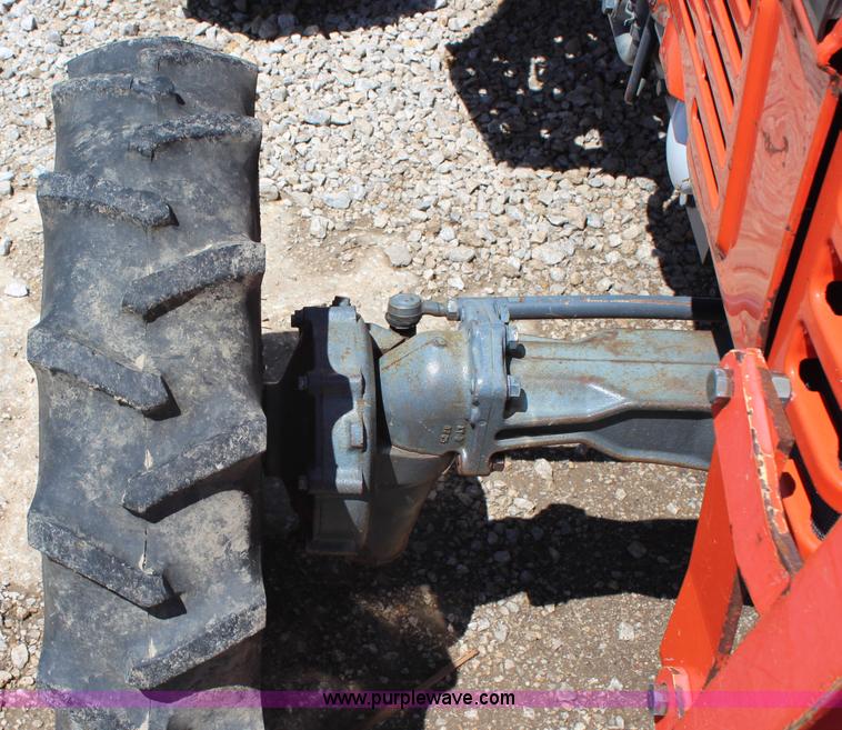 image for item AJ9767 Kubota L3000D MFWD tractor