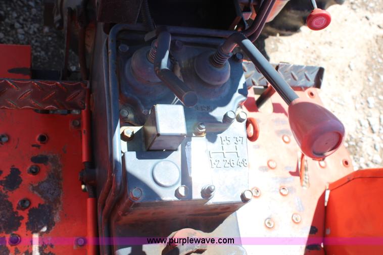 image for item AJ9767 Kubota L3000D MFWD tractor