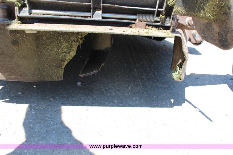 image for item AJ9768 Grasshopper 618 ZTR lawn mower