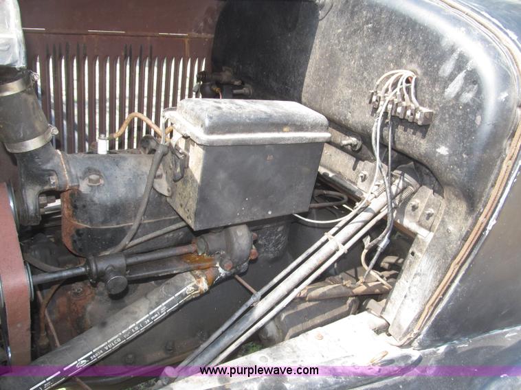 image for item B5483 1926 Ford Model T Touring car