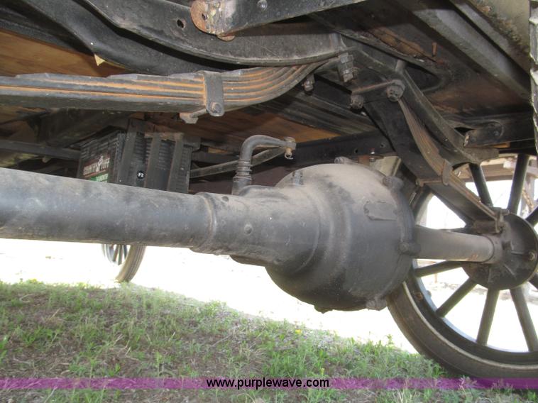 image for item B5483 1926 Ford Model T Touring car