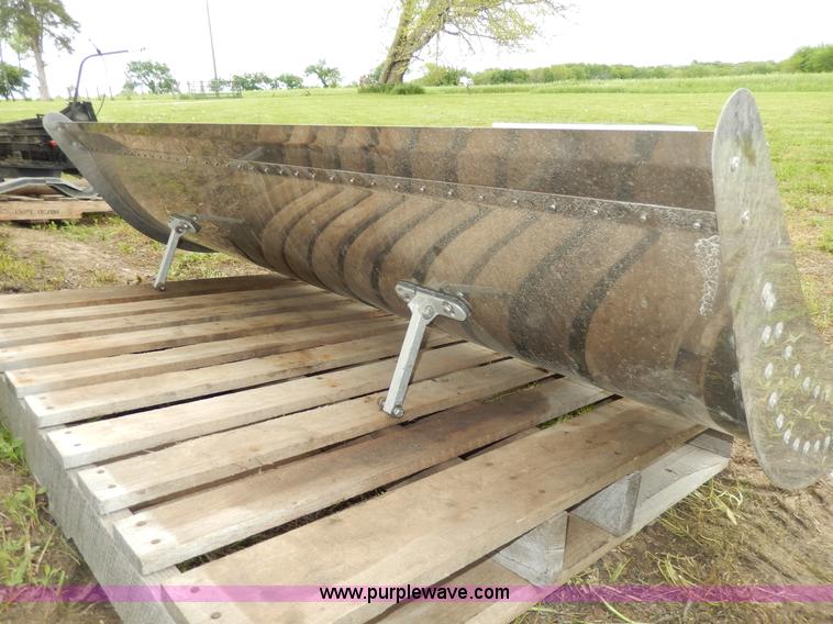 image for item D8105 Semi truck cab turbo wing