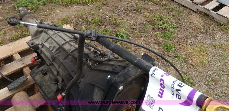 image for item D8106 Ford 4R100 transmission