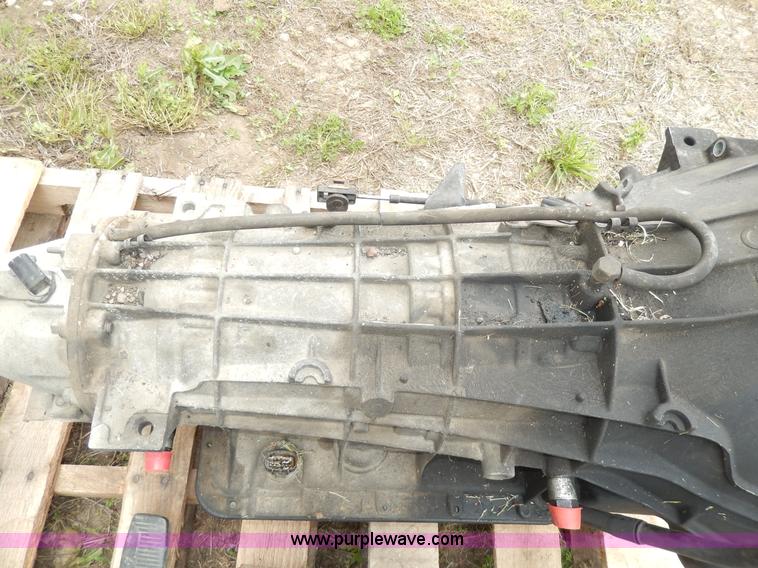 image for item D8106 Ford 4R100 transmission