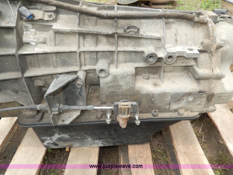 image for item D8106 Ford 4R100 transmission