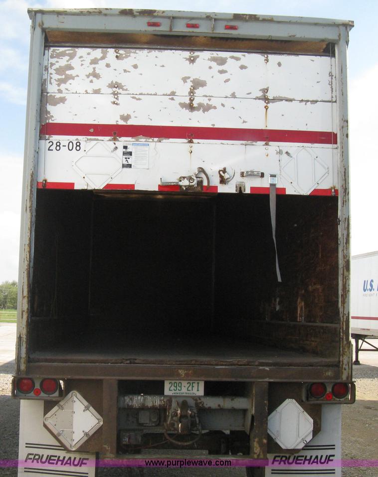 image for item D8286 1992 Fruehauf 28.5' dry van trailer