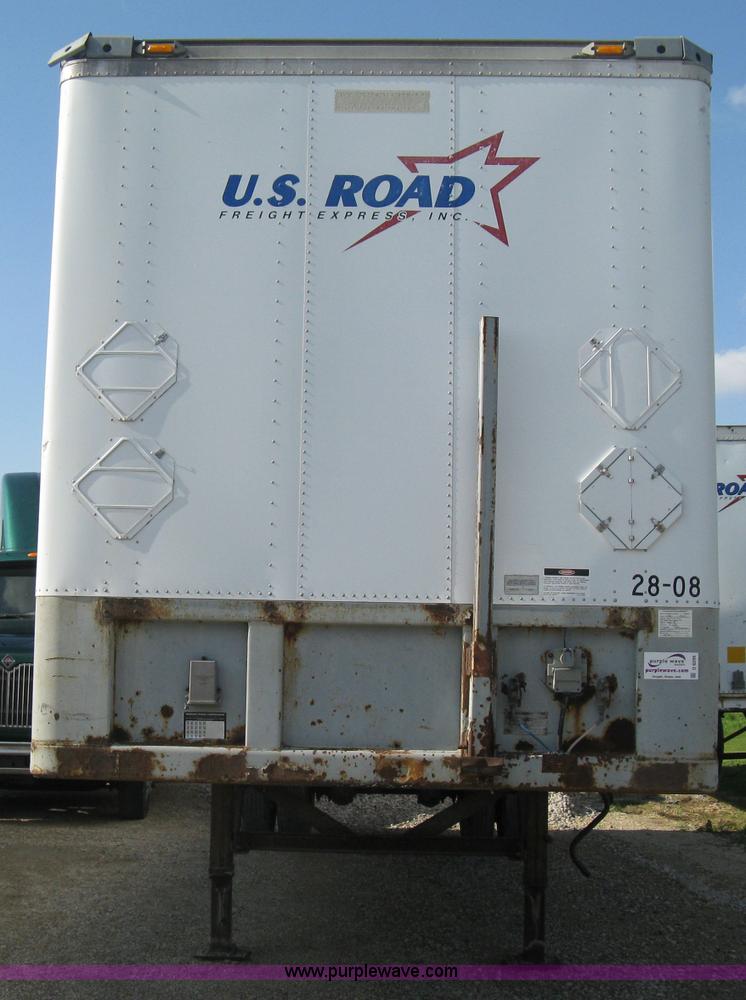 image for item D8286 1992 Fruehauf 28.5' dry van trailer