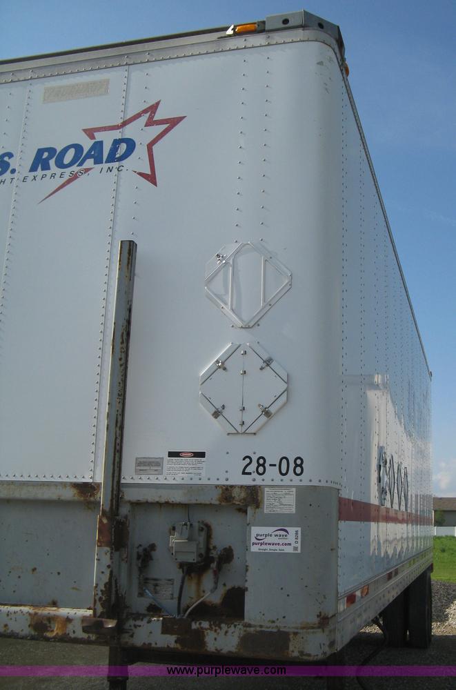 image for item D8286 1992 Fruehauf 28.5' dry van trailer