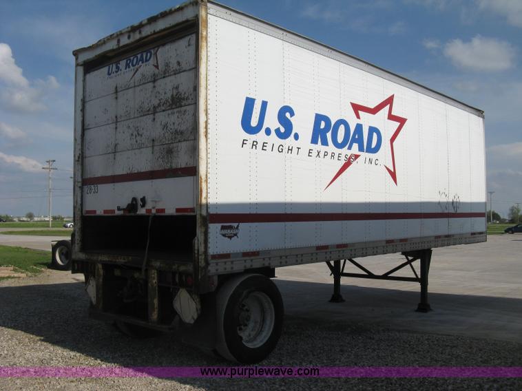 image for item D8287 1994 Wabash 28' dry van trailer