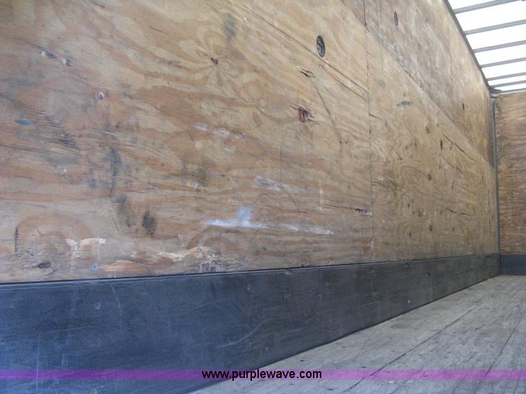 image for item D8288 1995 Wabash 28' dry van trailer